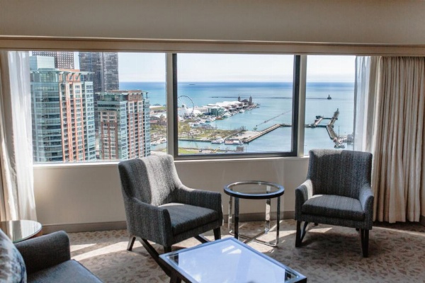 Swissotel Chicago image 49