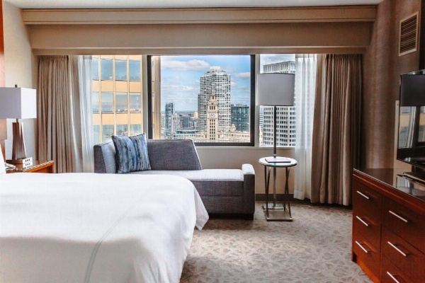 Swissotel Chicago image 51