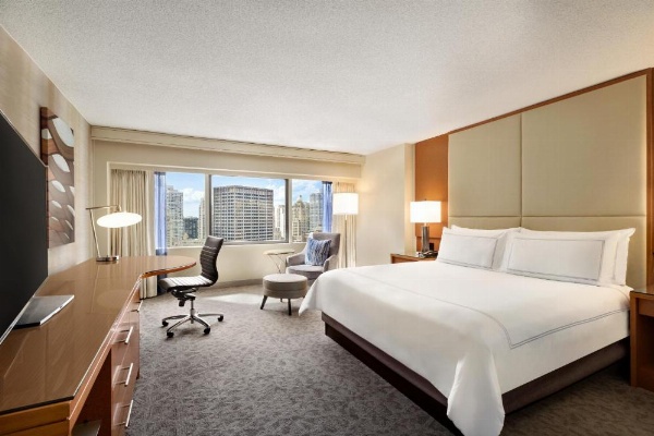 Swissotel Chicago image 83